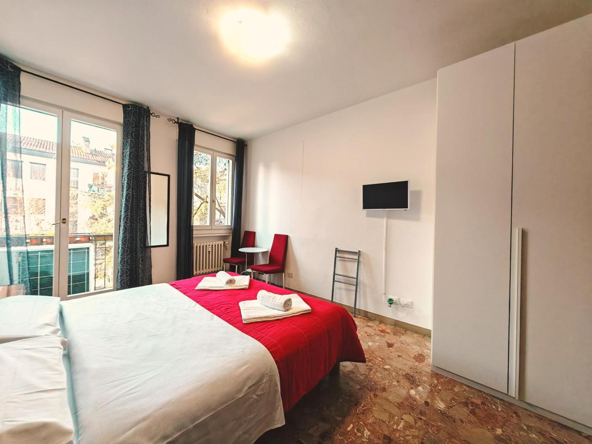 Goldmine Guest House 2 威尼斯 客房 照片